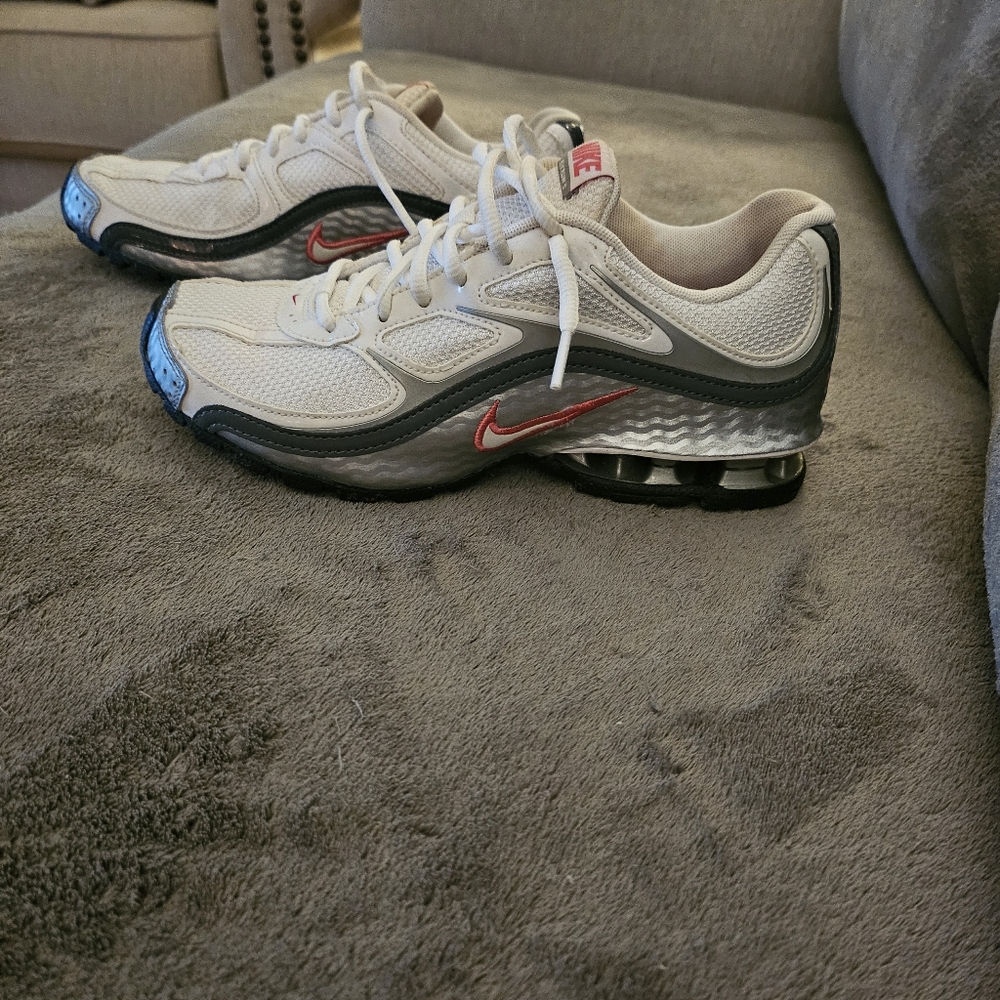 Nike Sneaker